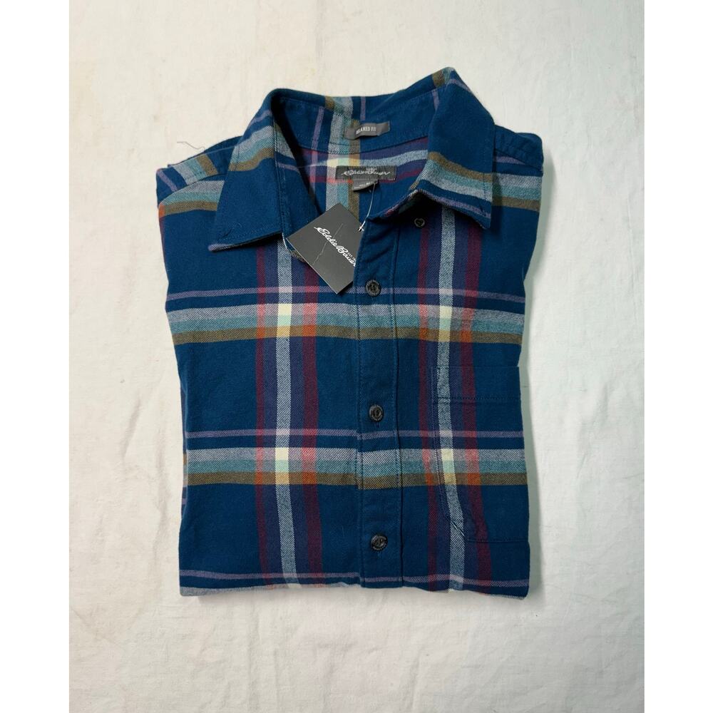 Eddie Bauer Men's  Favorite Flannel Plaid Shirt  Relaxed fit size M NWT